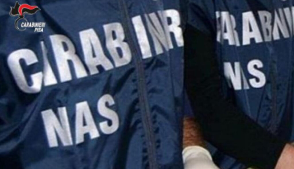Chiusura immediata di piscina privata in provincia di Pisa